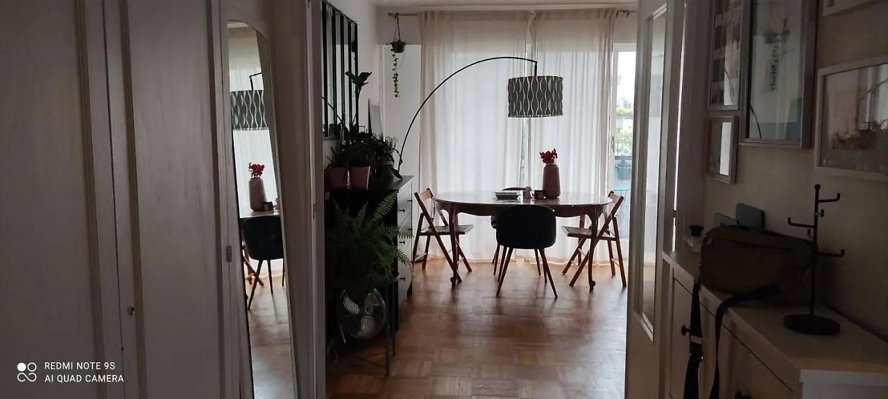 Sakura Apartment Paris